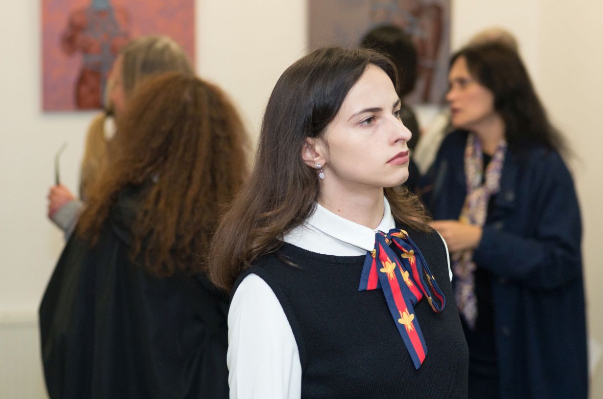 image037