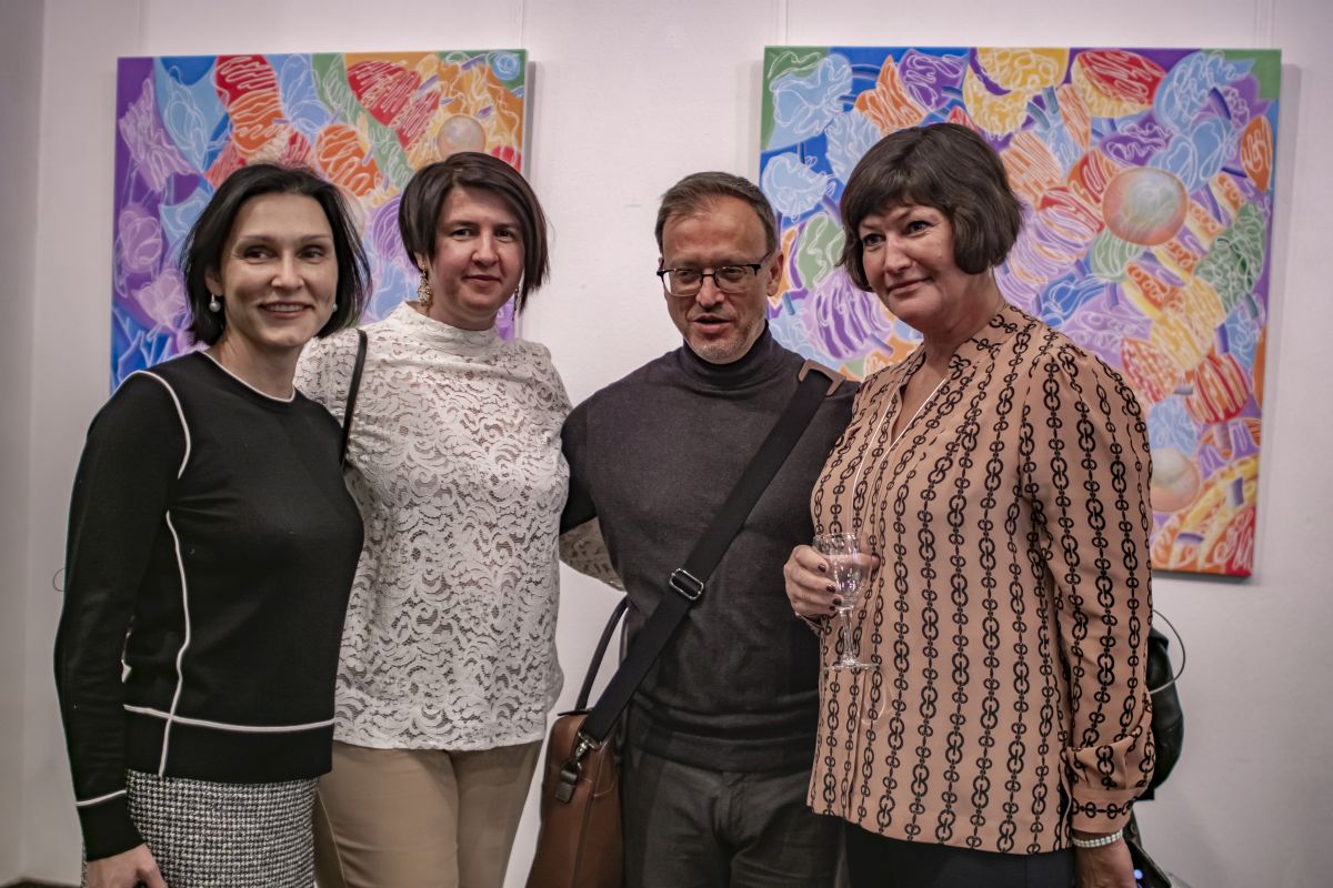 image100