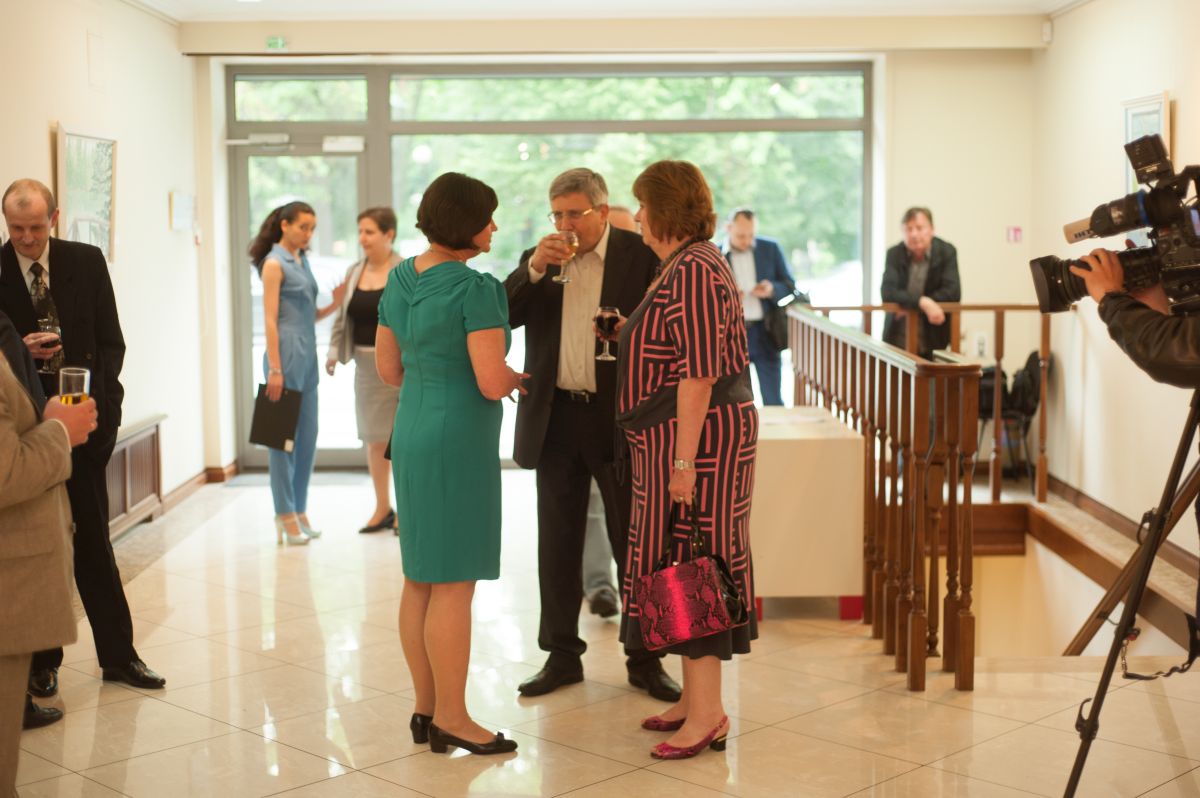 Irina Akimova opening Nu Art  88